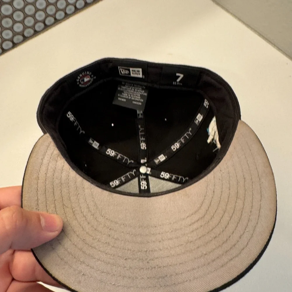 Los Angeles Dodgers Hat Cap Black Menss 59FIFTY Fitted 55.8 CM Signature‎